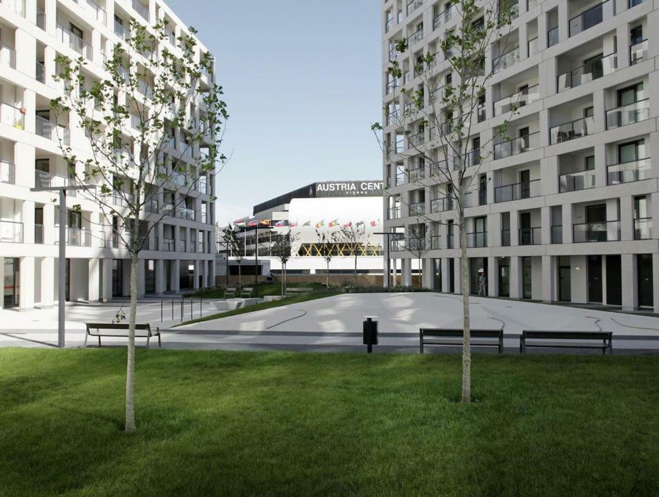 Amazing Austria Center Apartment Near Uno City Wiedeń Zewnętrze zdjęcie